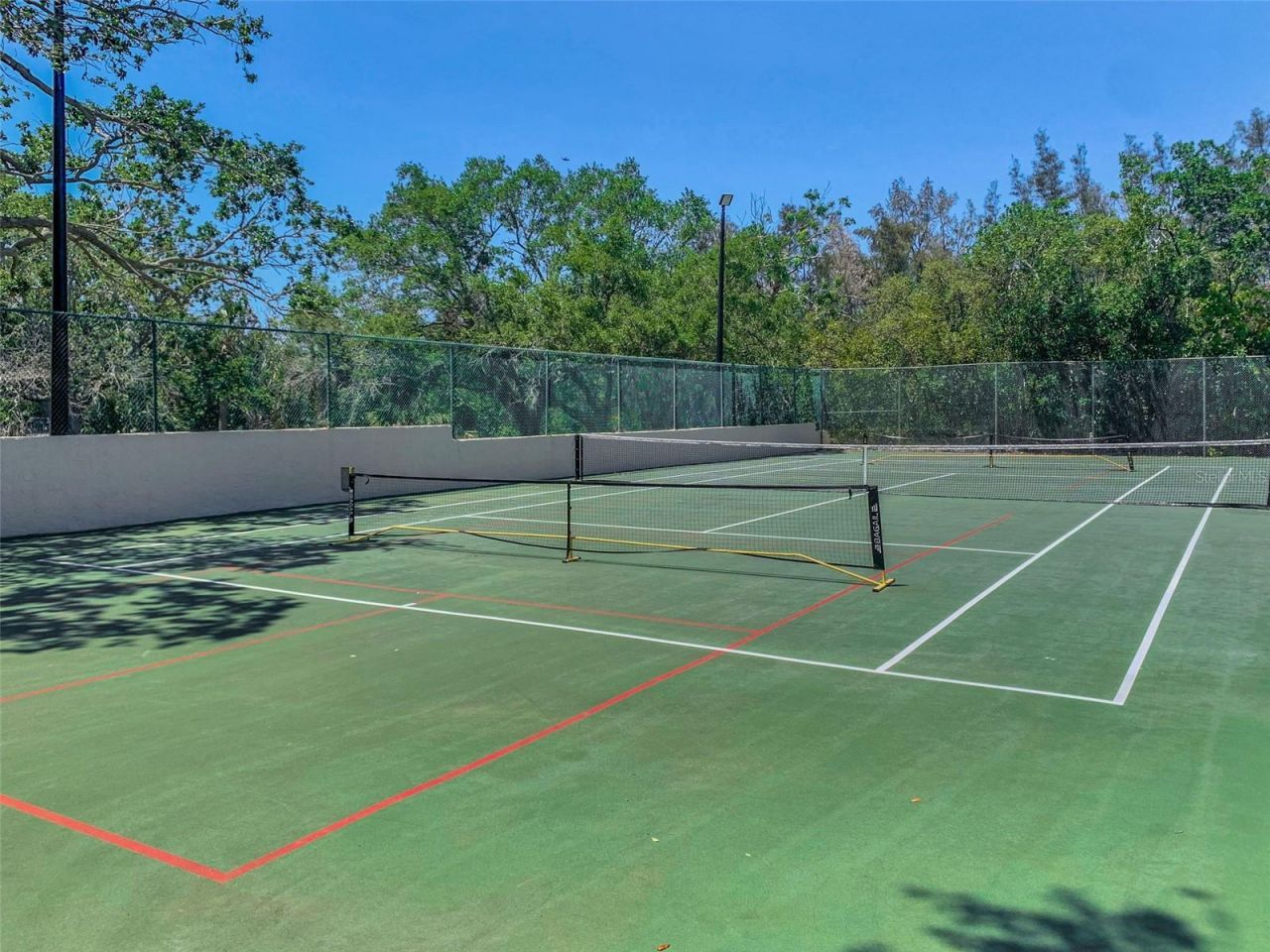 990 San Carlos Court Ne, Saint Petersburg, FL 33702 Photo