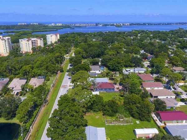 1867 VAMO WAY, SARASOTA, FL 34231