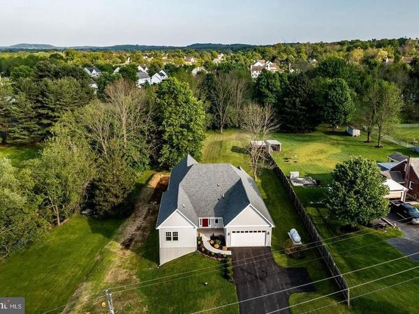 198 CROSS ROAD, GILBERTSVILLE, PA 19525