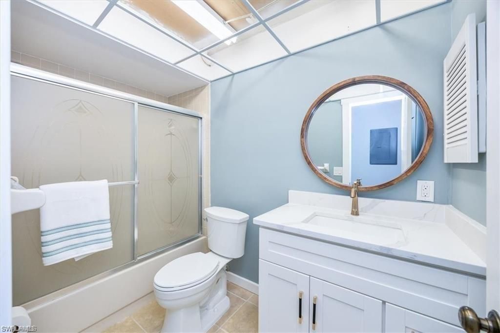 746 Eagle Creek Dr, Unit 203, Naples, FL 34113 Photo