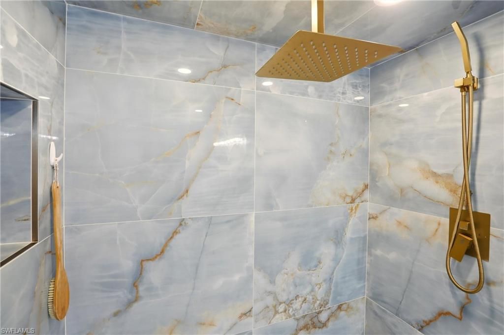 4551 Gulf Shore Blvd N, Unit 1500, Naples, FL 34103 Photo