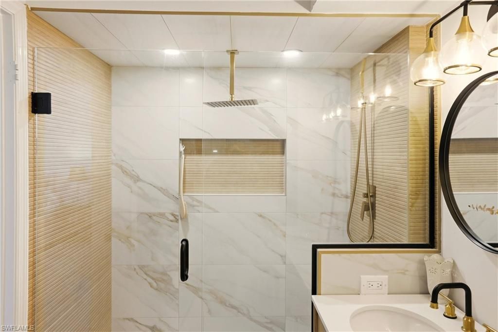 4551 Gulf Shore Blvd N, Unit 1500, Naples, FL 34103 Photo