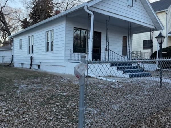 1620 W 17TH ST, Sioux City, IA 51103