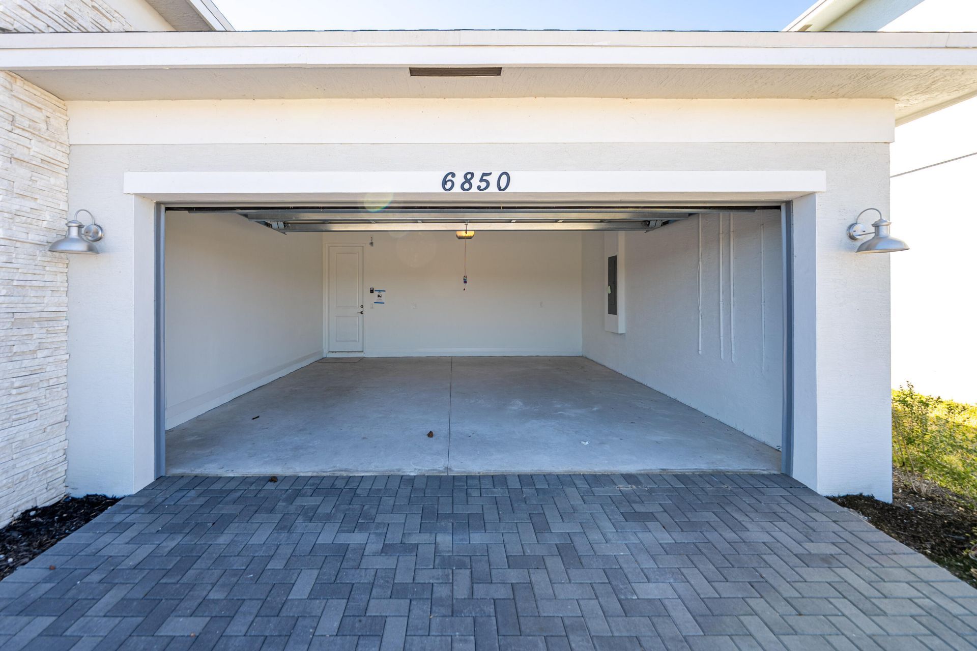 6850 NW Kestrel Lane, Port Saint Lucie, FL 34987 Photo