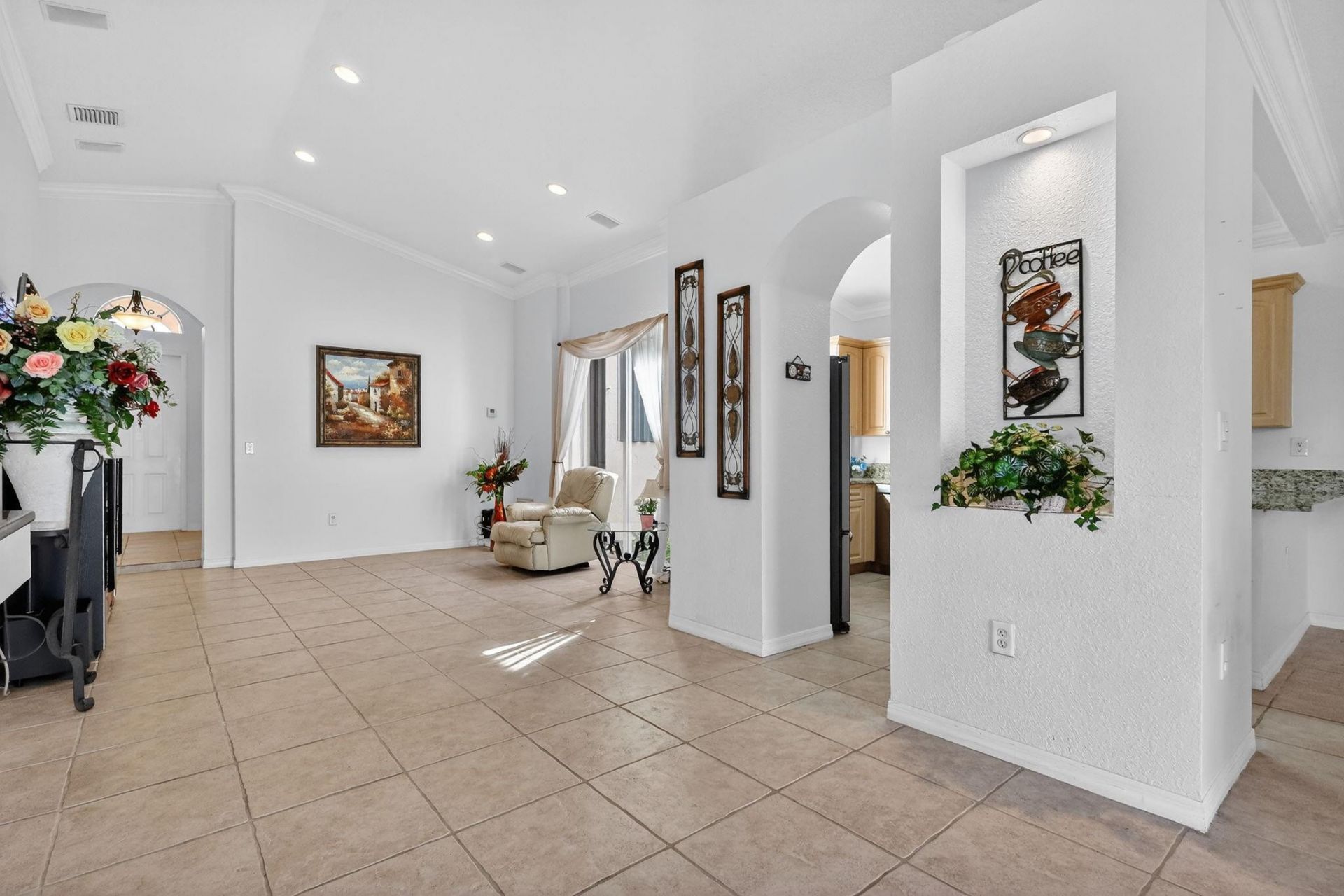 2130 NW 100th Avenue, Pembroke Pines, FL 33024 Photo