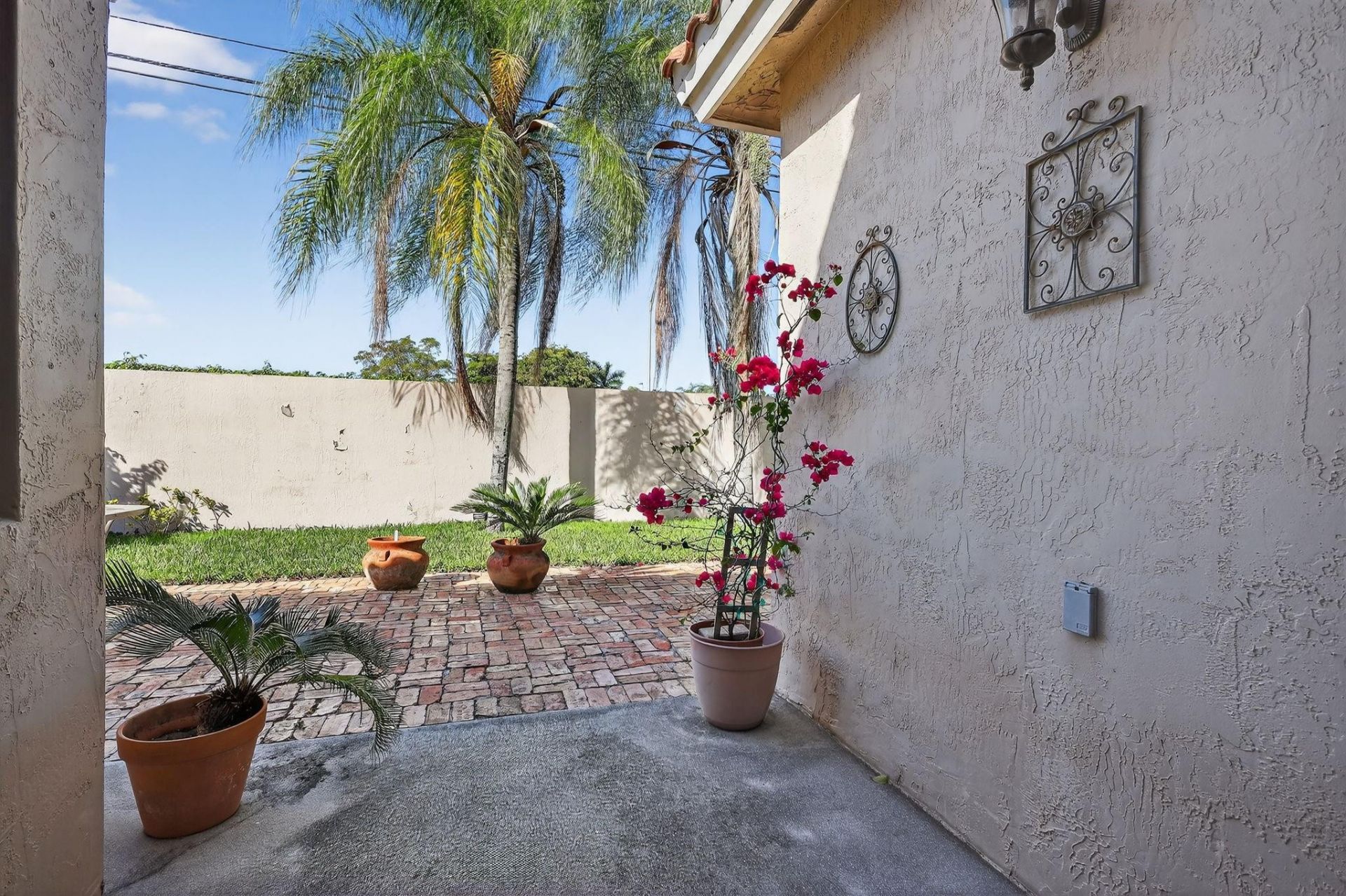 2130 NW 100th Avenue, Pembroke Pines, FL 33024 Photo