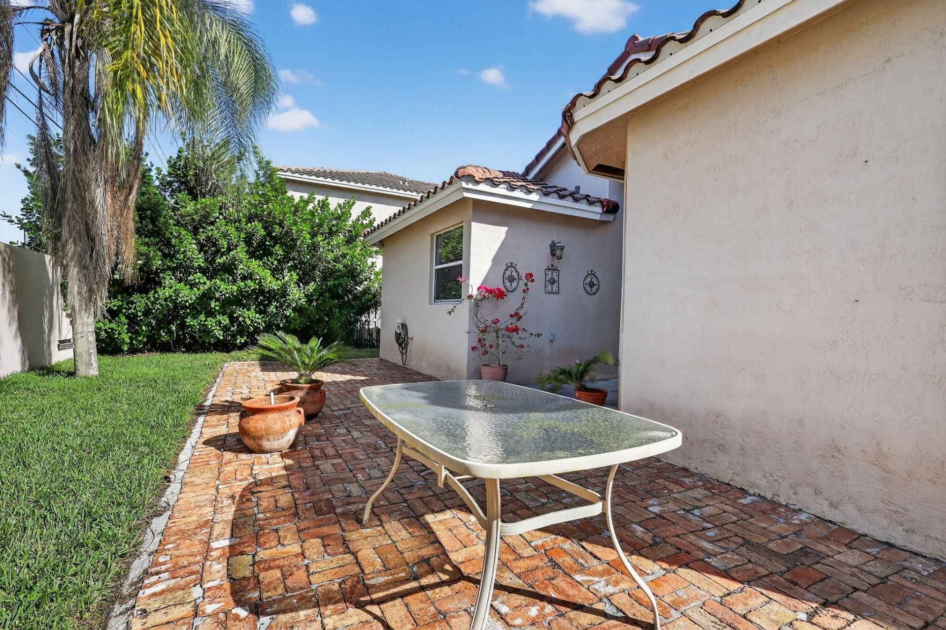 2130 NW 100th Avenue, Pembroke Pines, FL 33024 Photo