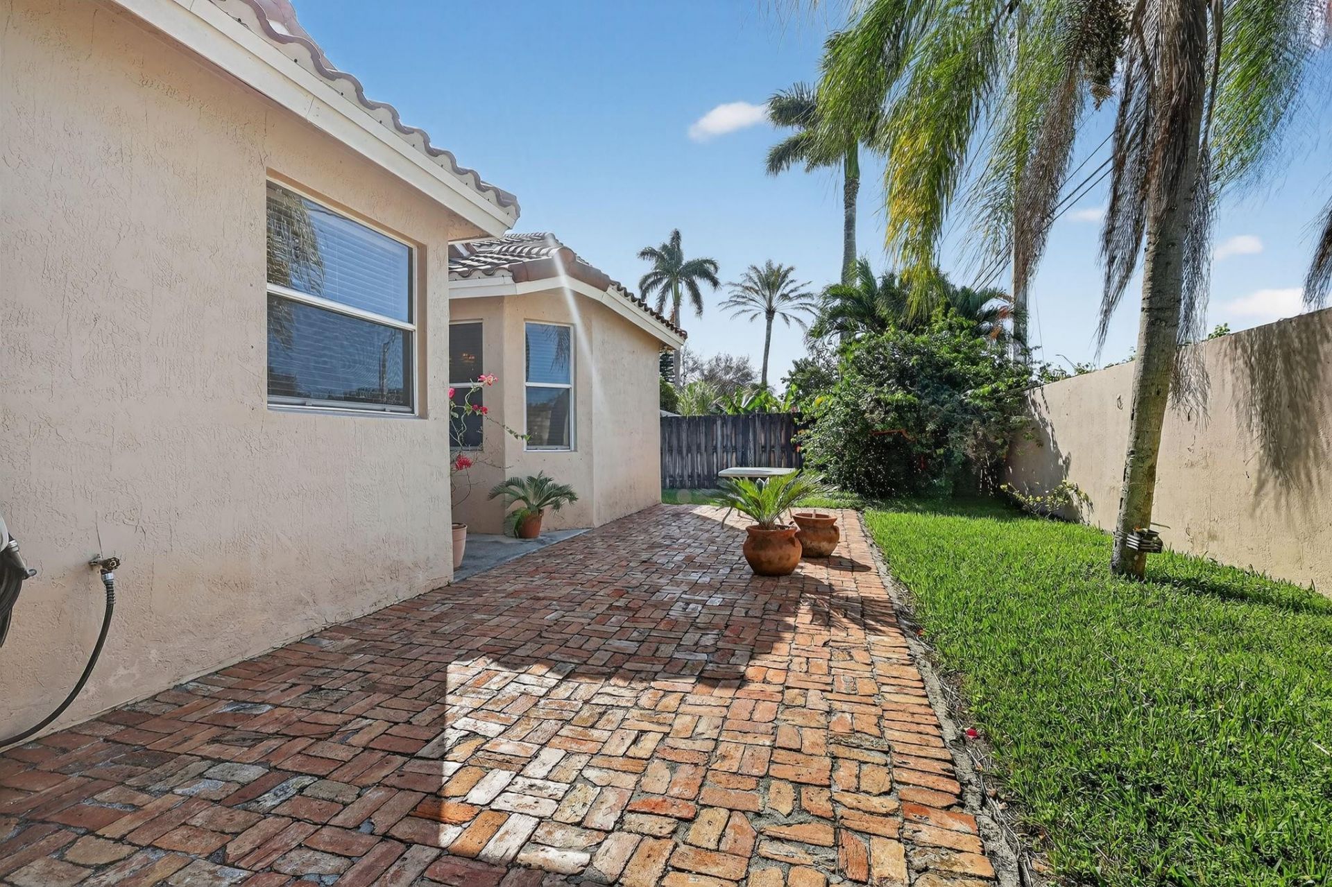 2130 NW 100th Avenue, Pembroke Pines, FL 33024 Photo