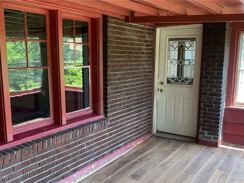 280 Fairgreen Avenue, Unit 3, Youngstown, OH 44504 Photo 2