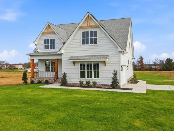 5127 Starks Rd, Cross Plains, TN 37049