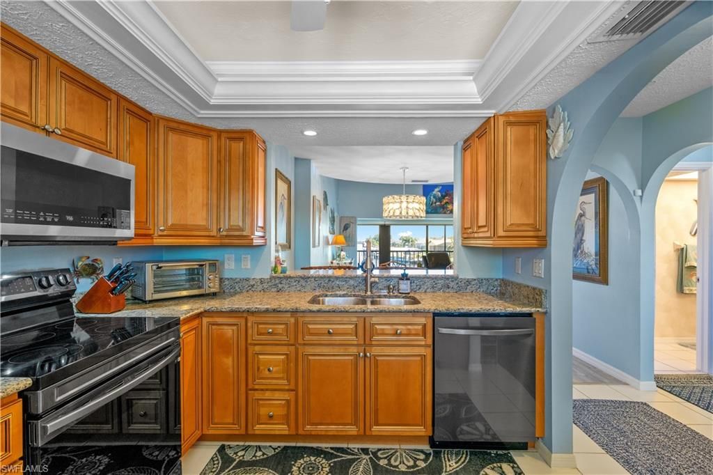 3609 SE 10th Ave, Unit 202, Cape Coral, FL 33904 Photo