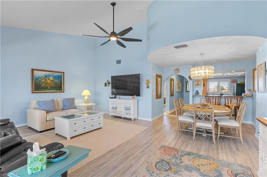 3609 SE 10th Ave, Unit 202, Cape Coral, FL 33904 Photo