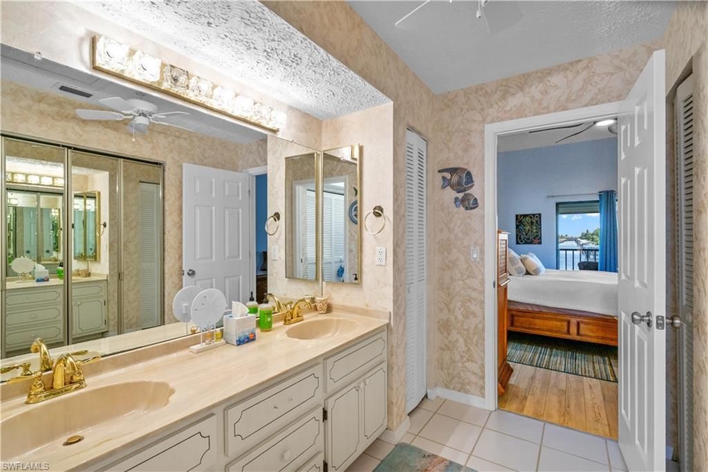 3609 SE 10th Ave, Unit 202, Cape Coral, FL 33904 Photo