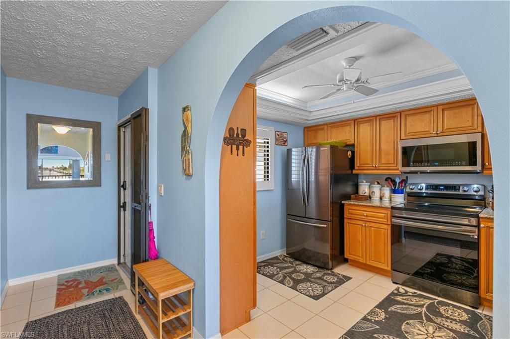 3609 SE 10th Ave, Unit 202, Cape Coral, FL 33904 Photo