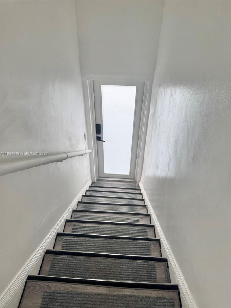 555 NE 70th St , Unit 2nd floor, Miami, FL 33138 Photo