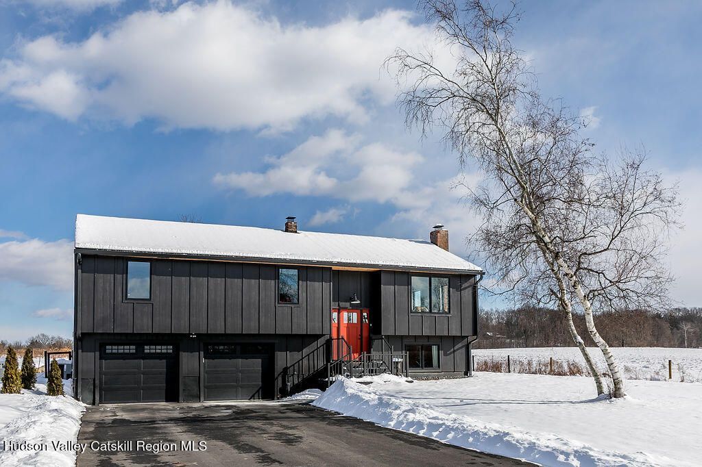 29 Rest Plaus Road, Stone Ridge, NY 12484 Main Photo