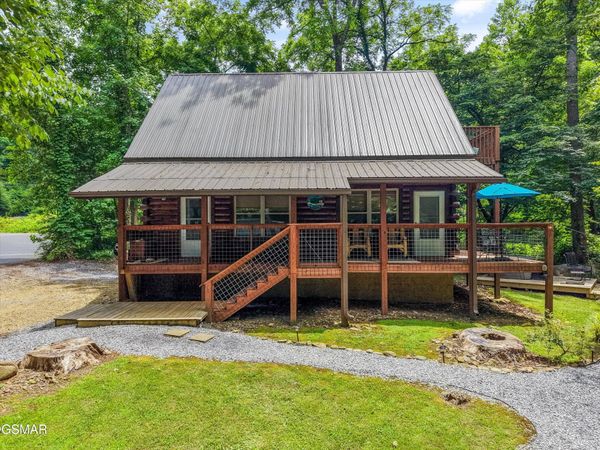 5236 Mathis Branch Road, Cosby, TN 37722