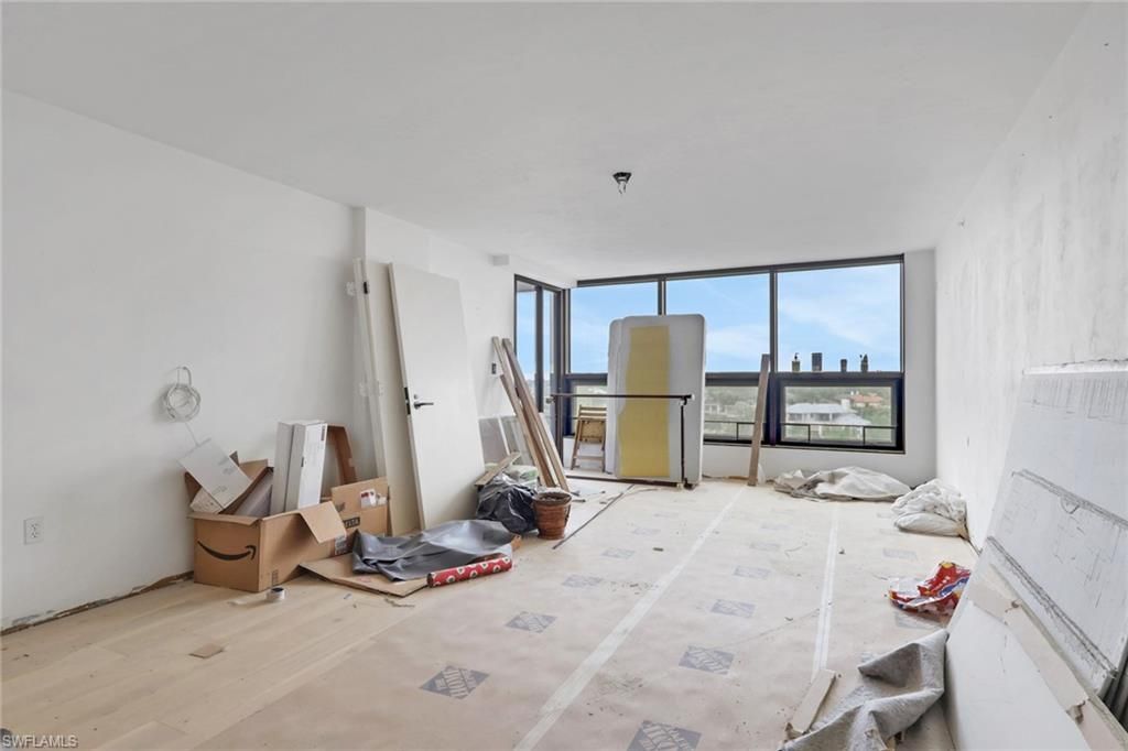 4751 Gulf Shore Blvd N, Unit 702, Naples, FL 34103 Photo