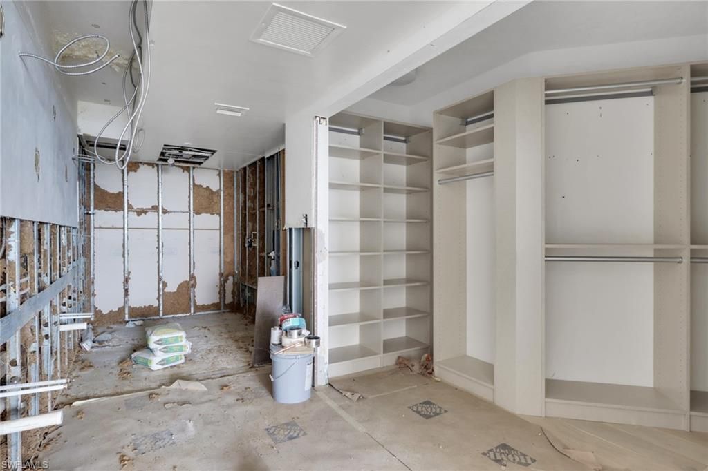 4751 Gulf Shore Blvd N, Unit 702, Naples, FL 34103 Photo