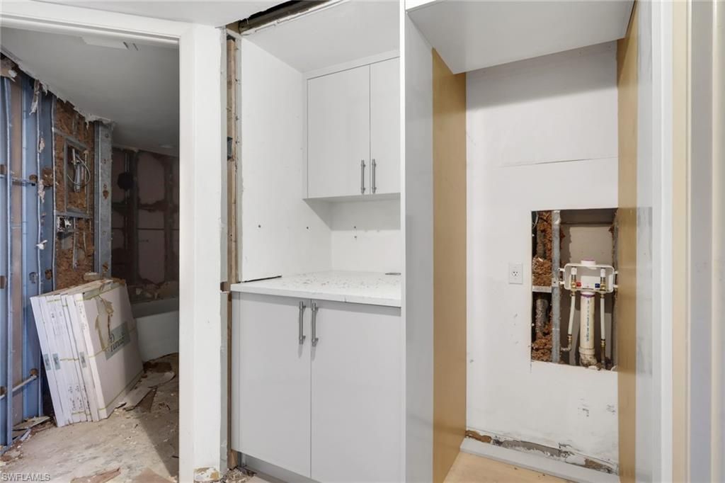 4751 Gulf Shore Blvd N, Unit 702, Naples, FL 34103 Photo