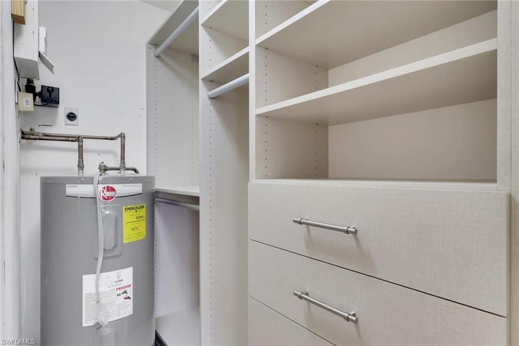 4751 Gulf Shore Blvd N, Unit 702, Naples, FL 34103 Photo