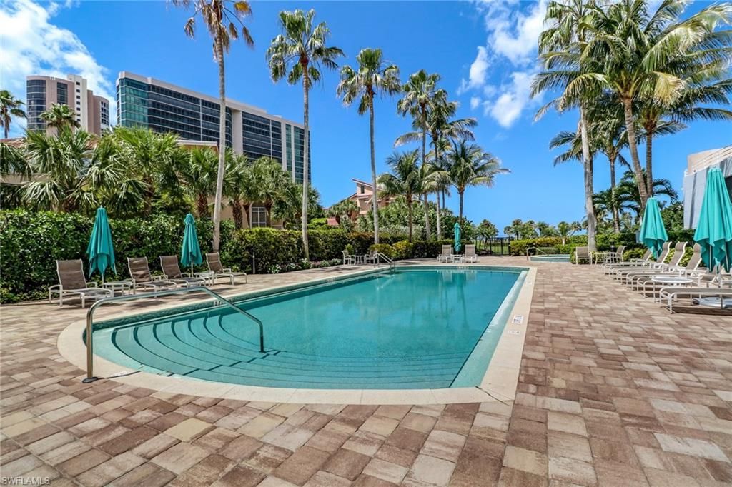 4751 Gulf Shore Blvd N, Unit 702, Naples, FL 34103 Photo