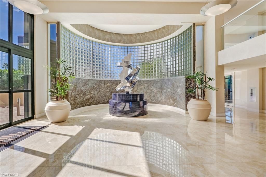 4751 Gulf Shore Blvd N, Unit 702, Naples, FL 34103 Photo