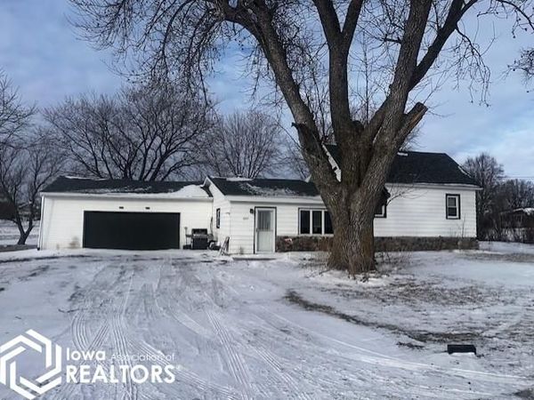 605 S Main Street, Buffalo Center, IA 50424