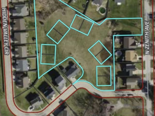 lots 1-10 HIDDEN VALLEY Circle, Davenport, IA 52804
