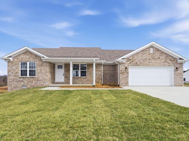 213 Max Cavnes Road, Danville, KY 40422