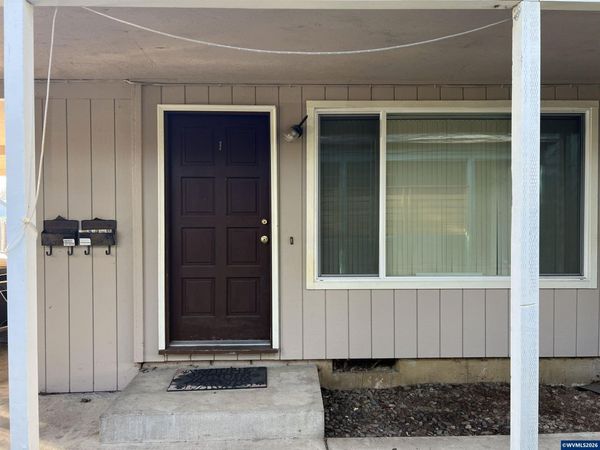 555-557 NW Oak Av, Corvallis, OR 97333