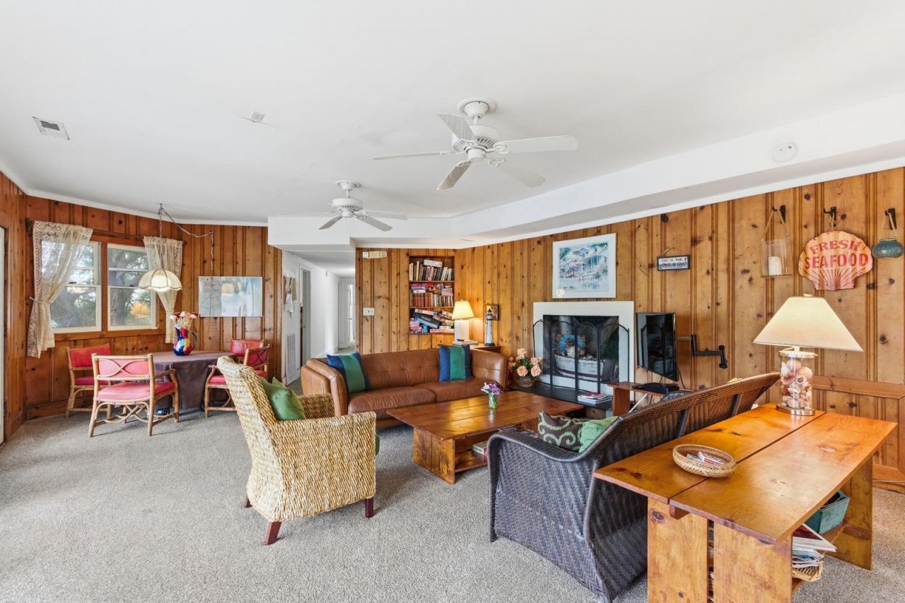 2804 Marshall Boulevard Photo 15