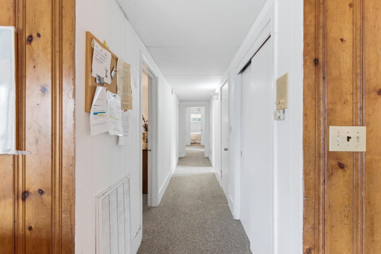 2804 Marshall Boulevard Photo 16