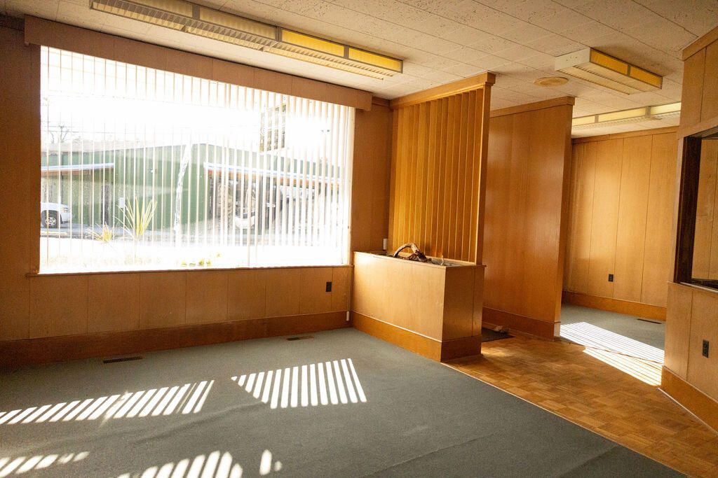 449 E Washington Street  Photo 9