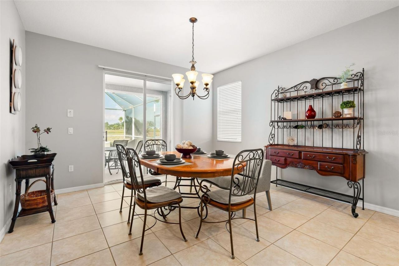 6226 Ikes Cabin Court, Palmetto, FL 34221 Photo