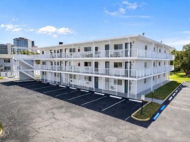 320 LAKEVIEW STREET, Unit 221, ORLANDO, FL 32804