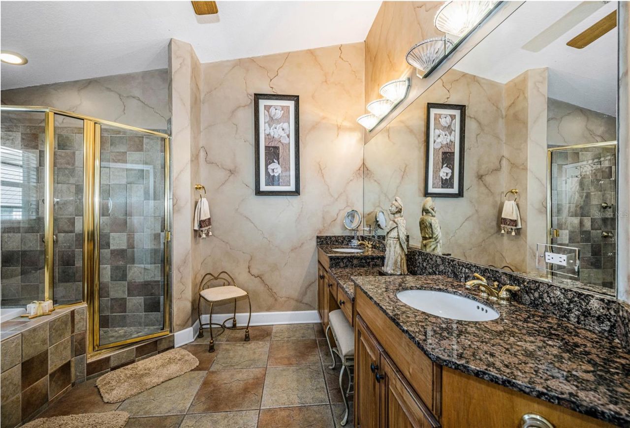 106 Yacht Club Circle, North Redington Beach, FL 33708 Photo