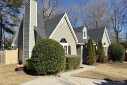 103 Whitfield Court photo 4