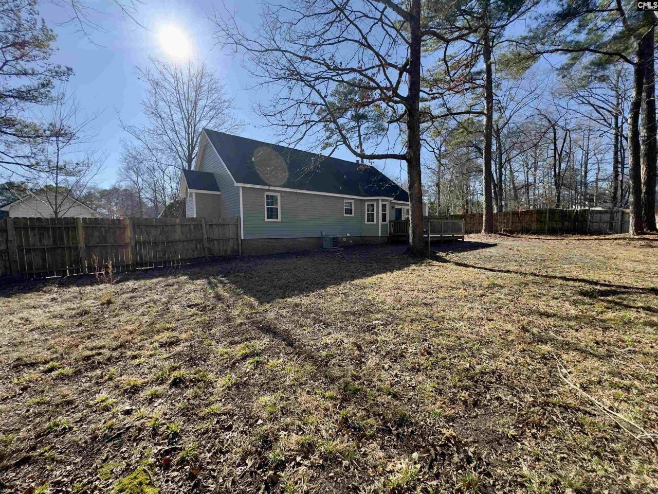 103 Whitfield Court Photo 6