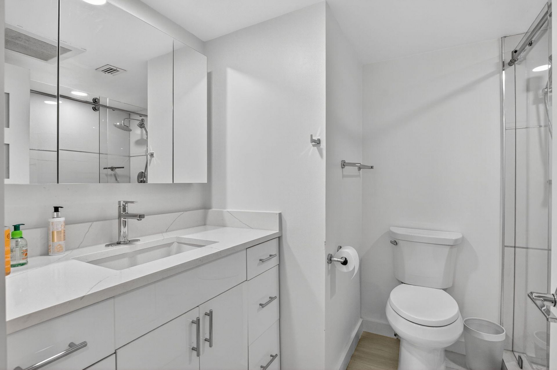 7768 Lakeside Boulevard, Unit 526, Boca Raton, FL 33434 Photo