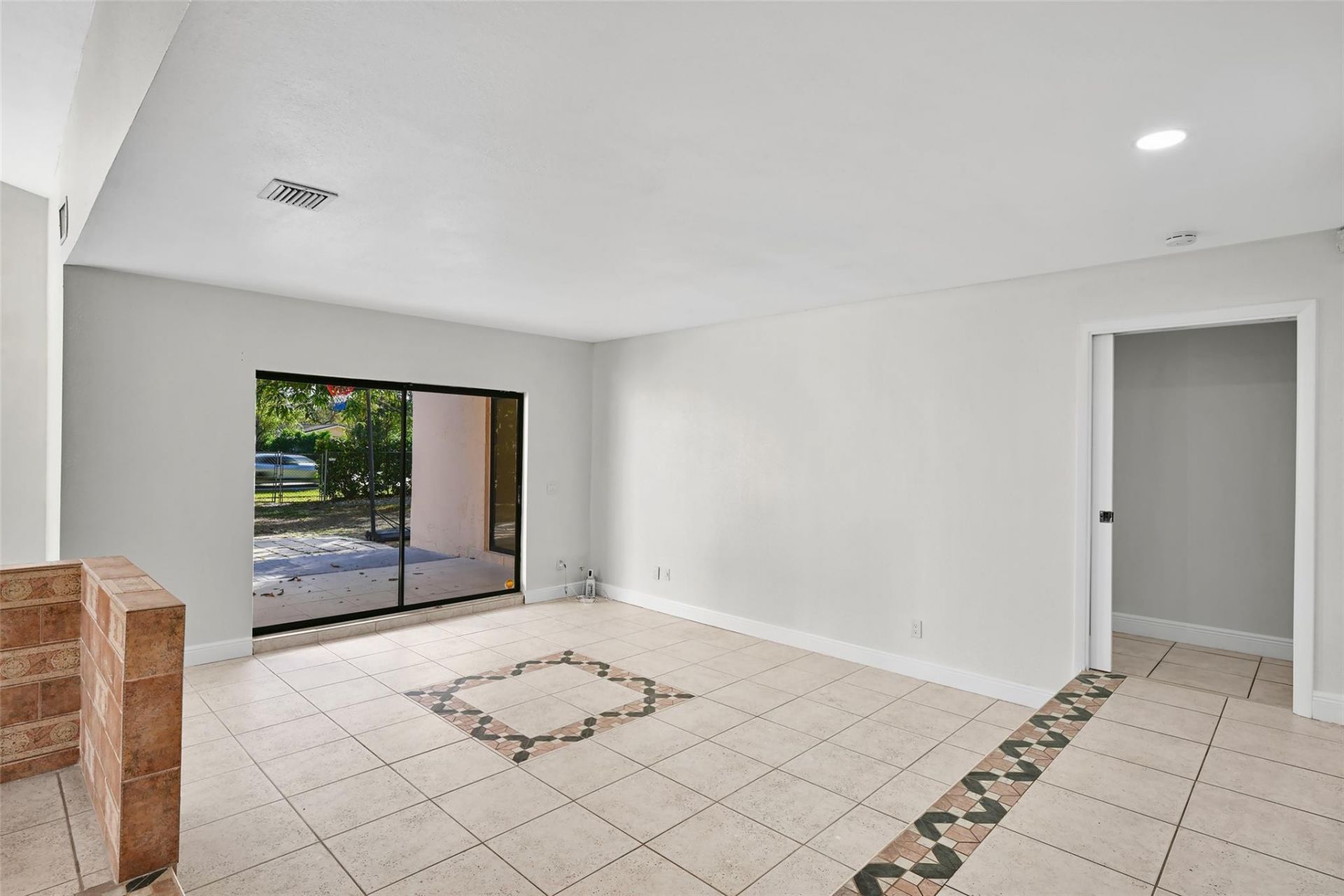 11136 NW 1st Place, Coral Springs, FL 33071 Photo