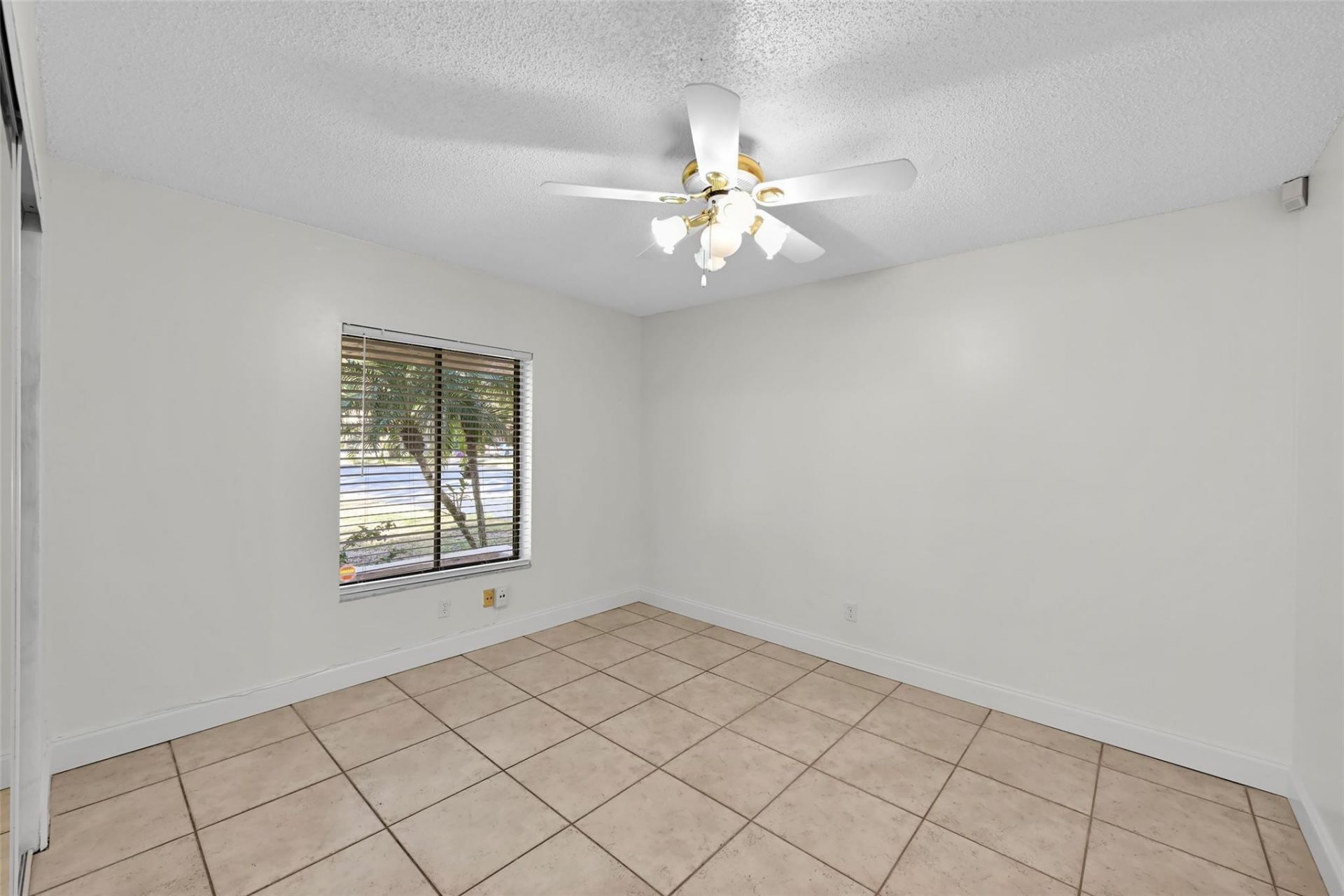 11136 NW 1st Place, Coral Springs, FL 33071 Photo