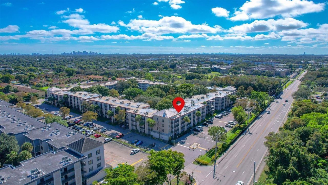 2650 NW 49th Avenue, Unit 320, Lauderdale Lakes, FL 33313 Photo