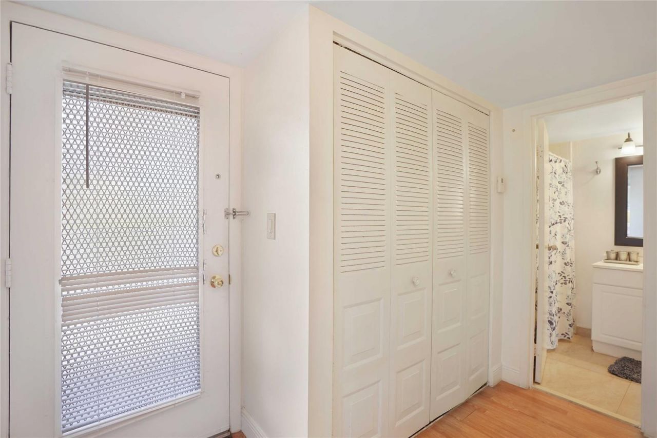 2650 NW 49th Avenue, Unit 320, Lauderdale Lakes, FL 33313 Photo