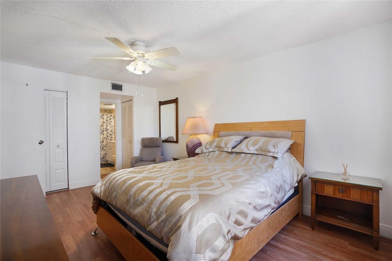 2650 NW 49th Avenue, Unit 320, Lauderdale Lakes, FL 33313 Photo