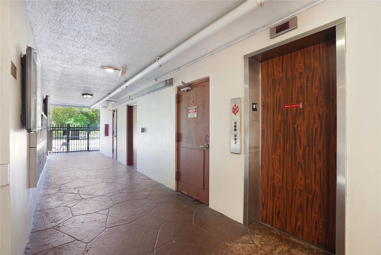 2650 NW 49th Avenue, Unit 320, Lauderdale Lakes, FL 33313 Photo