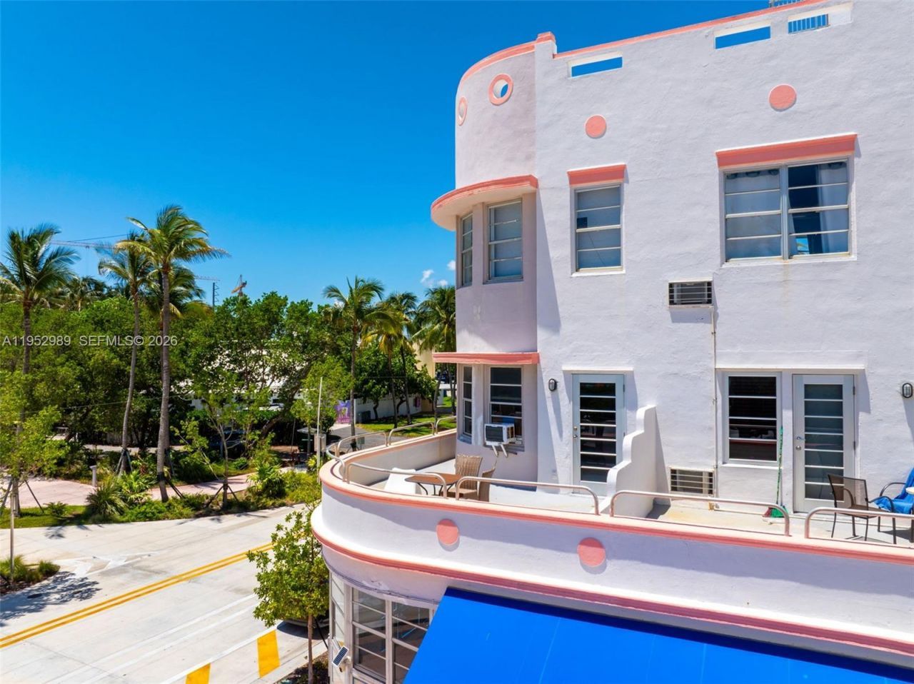 7300 Ocean Ter, Miami Beach, FL 33141 Photo