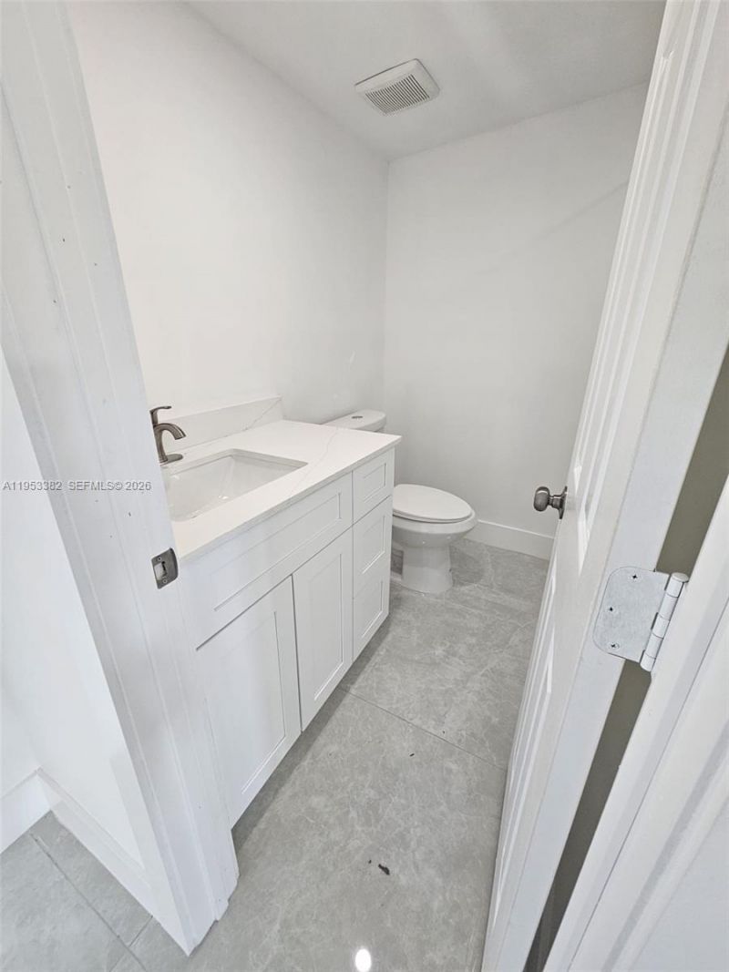 2488 SW 6th Ct , Fort Lauderdale, FL 33312 Photo