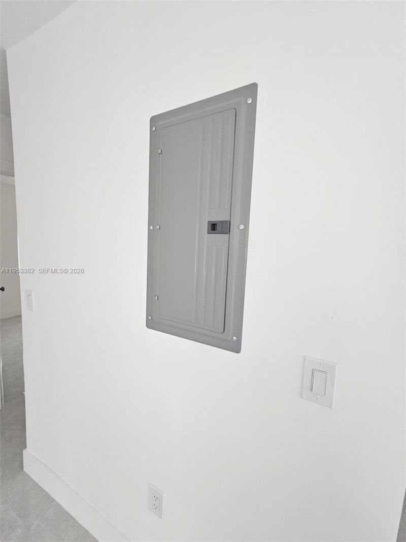 2488 SW 6th Ct , Fort Lauderdale, FL 33312 Photo