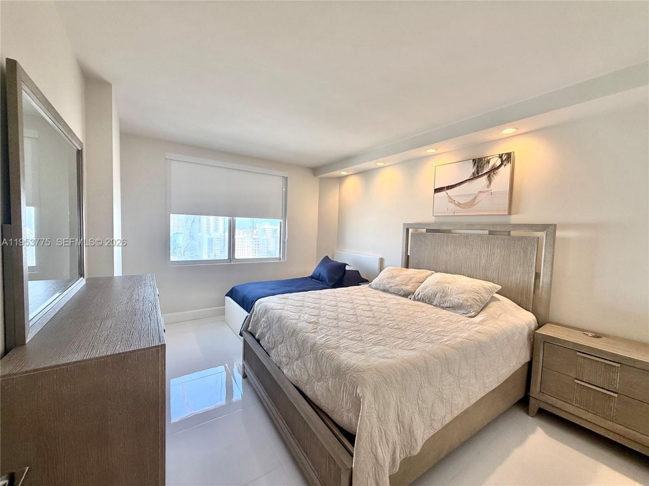 1985 S Ocean Dr, Unit 22P, Hallandale Beach, FL 33009 Photo